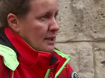 Frame 70.69716 de: Una agente de la Guardia Civil se sienta en el banquillo por usar un chaleco antibalas adaptado al cuerpo femenino Frame 70.69716 de: Una agente de la Guardia Civil se sienta en el banquillo por usar un chaleco antibalas adaptado al cuerpo femenino