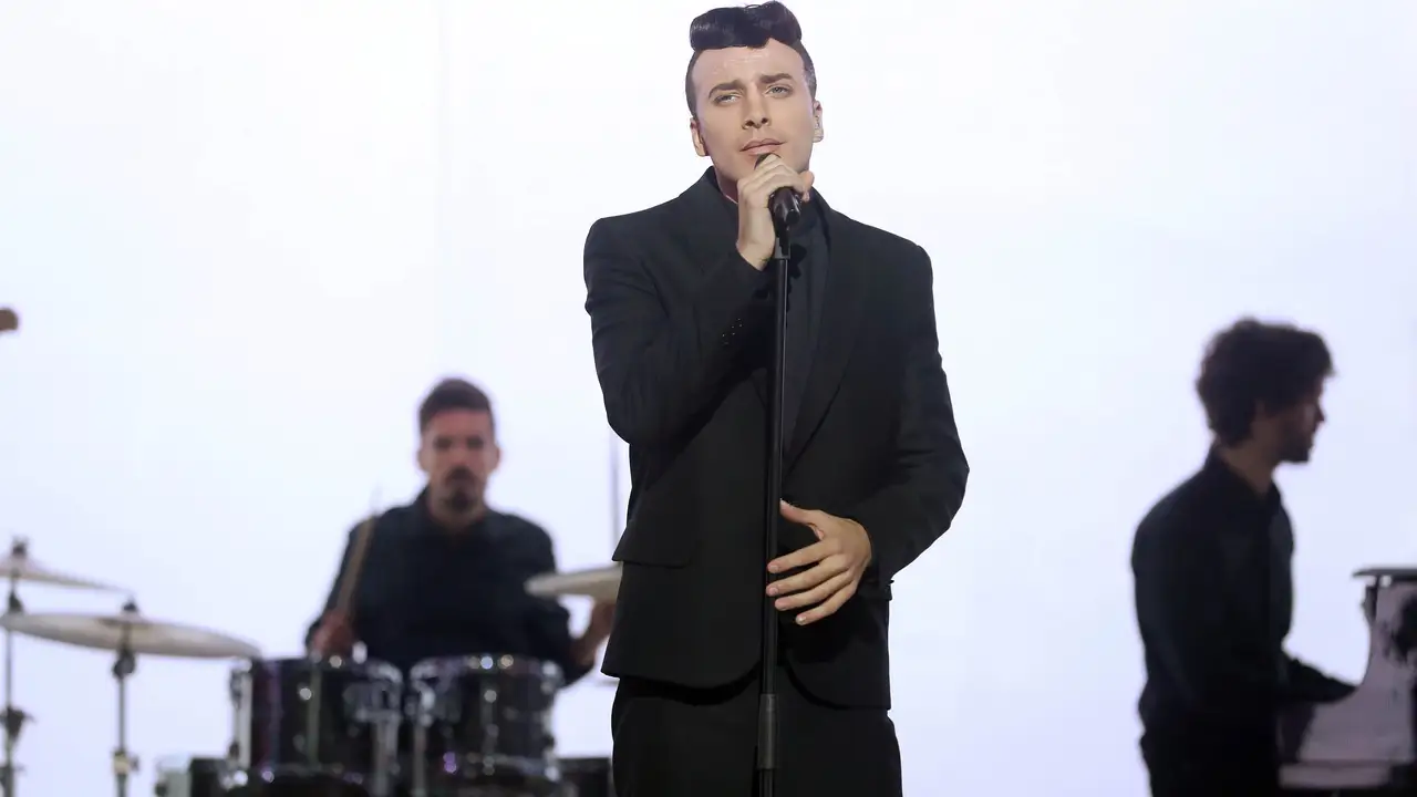 Blas Cantó nos enamora como Sam Smith con 'Stay with me'