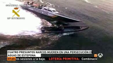 Mueren 4 presuntos narcotraficantes durante una persecución en aguas del Estrecho