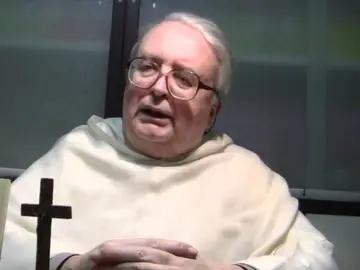 Sacerdote italiano Giovanni Cavalcoli Sacerdote italiano Giovanni Cavalcoli