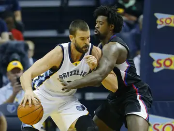 Gasol, ante DeJordan Gasol, ante DeJordan