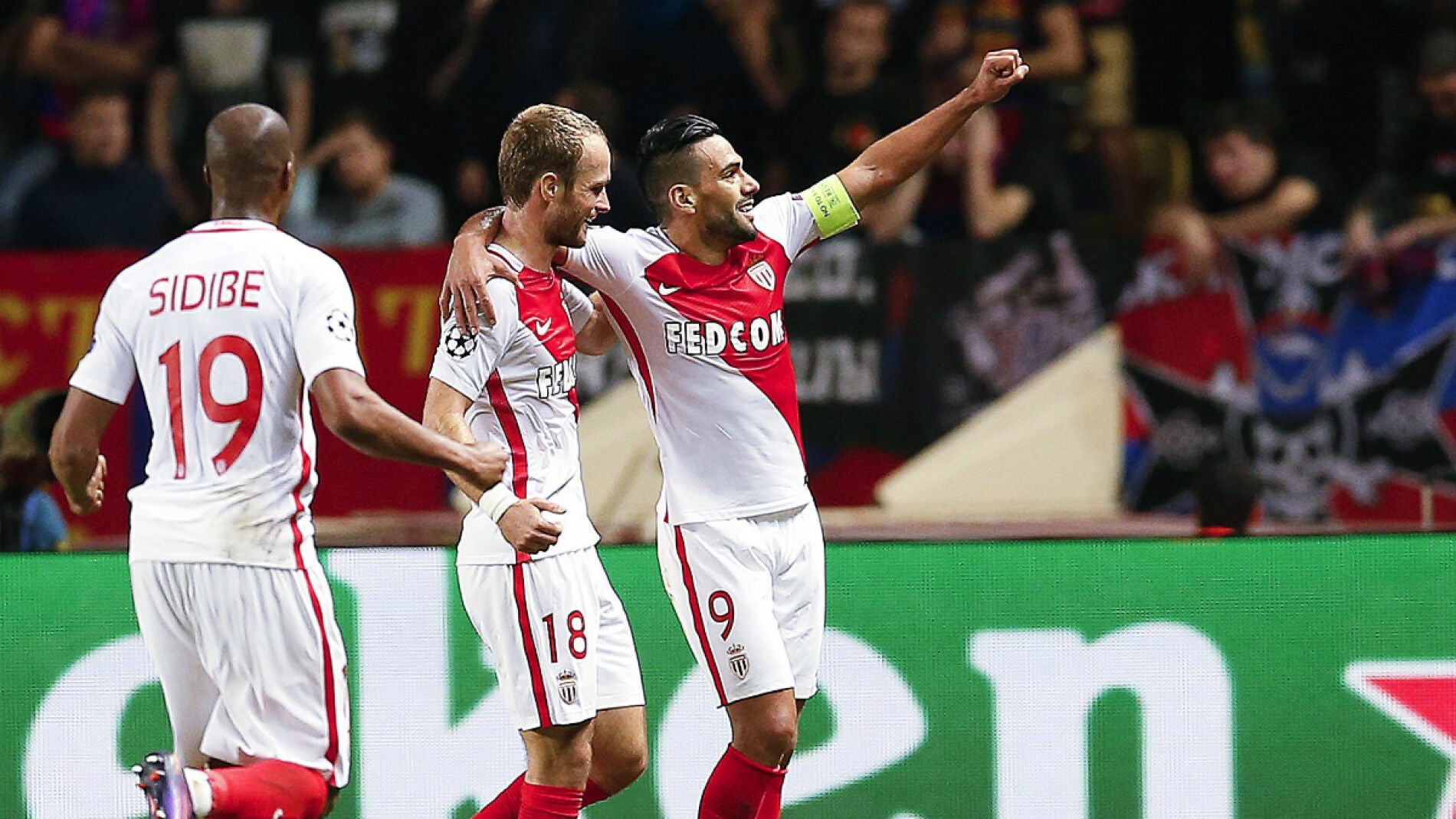 Falcao celebra un gol