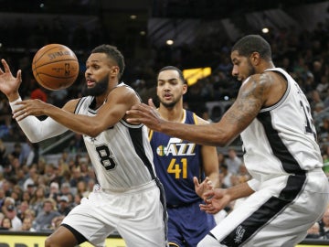 Los Spurs, contra los Jazz