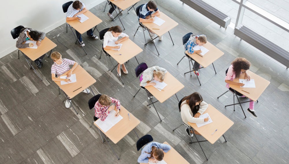 El gobierno suspende los efectos académicos de las reválidas