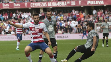 El Granada firma un empate ante el Deportivo y sigue sin ganar en Liga