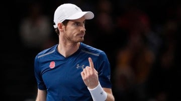 Andy Murray celebra su número 1 en la ATP ganando la final del Masters 1000 de Paris-Bercy