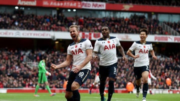 Harry Kane celebra su gol con el Tottenham