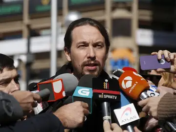 Pablo Iglesias habla ante los medios (Archivo) Pablo Iglesias habla ante los medios (Archivo)