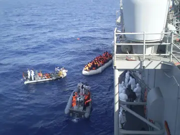 Rescate de inmigrantes en el Mediterráneo Rescate de inmigrantes en el Mediterráneo