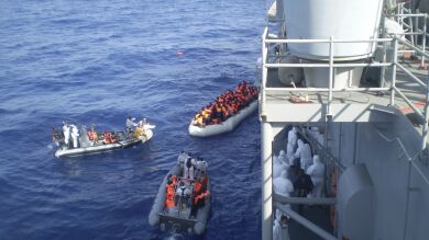 Rescatan a 1.400 inmigrantes en siete operaciones distintas en el Mediterráneo