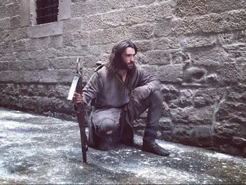 Aitor Luna, durante el rodaje de 'La Catedral del Mar' Aitor Luna, durante el rodaje de 'La Catedral del Mar'