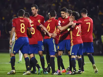 Los jugadores de España celebran el 1-0 ante Macedonia Los jugadores de España celebran el 1-0 ante Macedonia