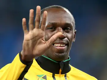Usain Bolt saludando Usain Bolt saludando
