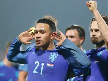 Depay celebrando un gol Depay celebrando un gol