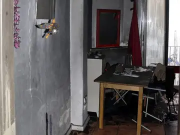 Aspecto de la casa tras el incendio por una vela Aspecto de la casa tras el incendio por una vela
