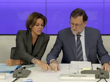 María Dolores de Cospedal, junto a Mariano Rajoy María Dolores de Cospedal, junto a Mariano Rajoy