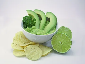 El aguacate, lleno de grasa buena El aguacate, lleno de grasa buena