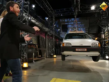 ¿Puede una aspiradora levantar un coche? ¿Puede una aspiradora levantar un coche?