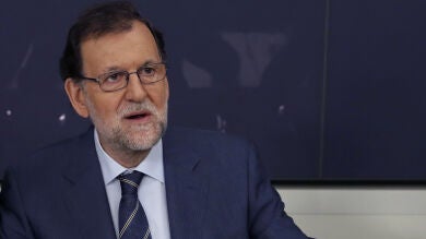 Rajoy confirma que se presentará a la reeleción como presidente del PP en el Congreso de febrero