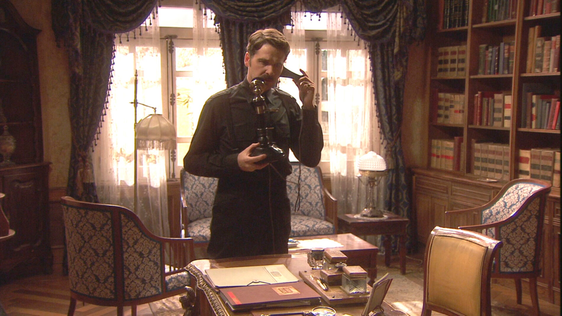 Crist&oacute;bal condena a Alfonso a la pena de muerte