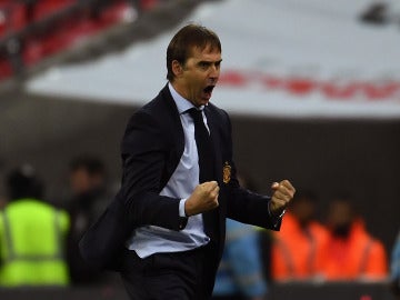 Lopetegui celebra un gol de la selección española de fútbol