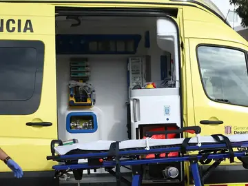 Ambulancia del Sistema de Emergencias Médicas (SEM) de Cataluña Ambulancia del Sistema de Emergencias Médicas (SEM) de Cataluña
