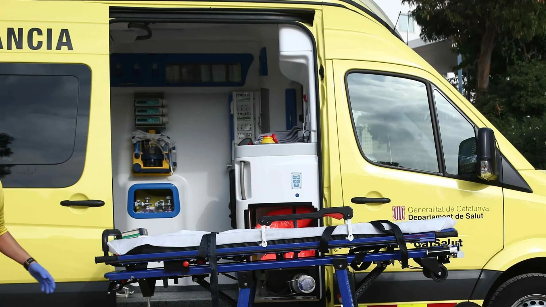 Ambulancia del Sistema de Emergencias Médicas (SEM) de Cataluña Ambulancia del Sistema de Emergencias Médicas (SEM) de Cataluña
