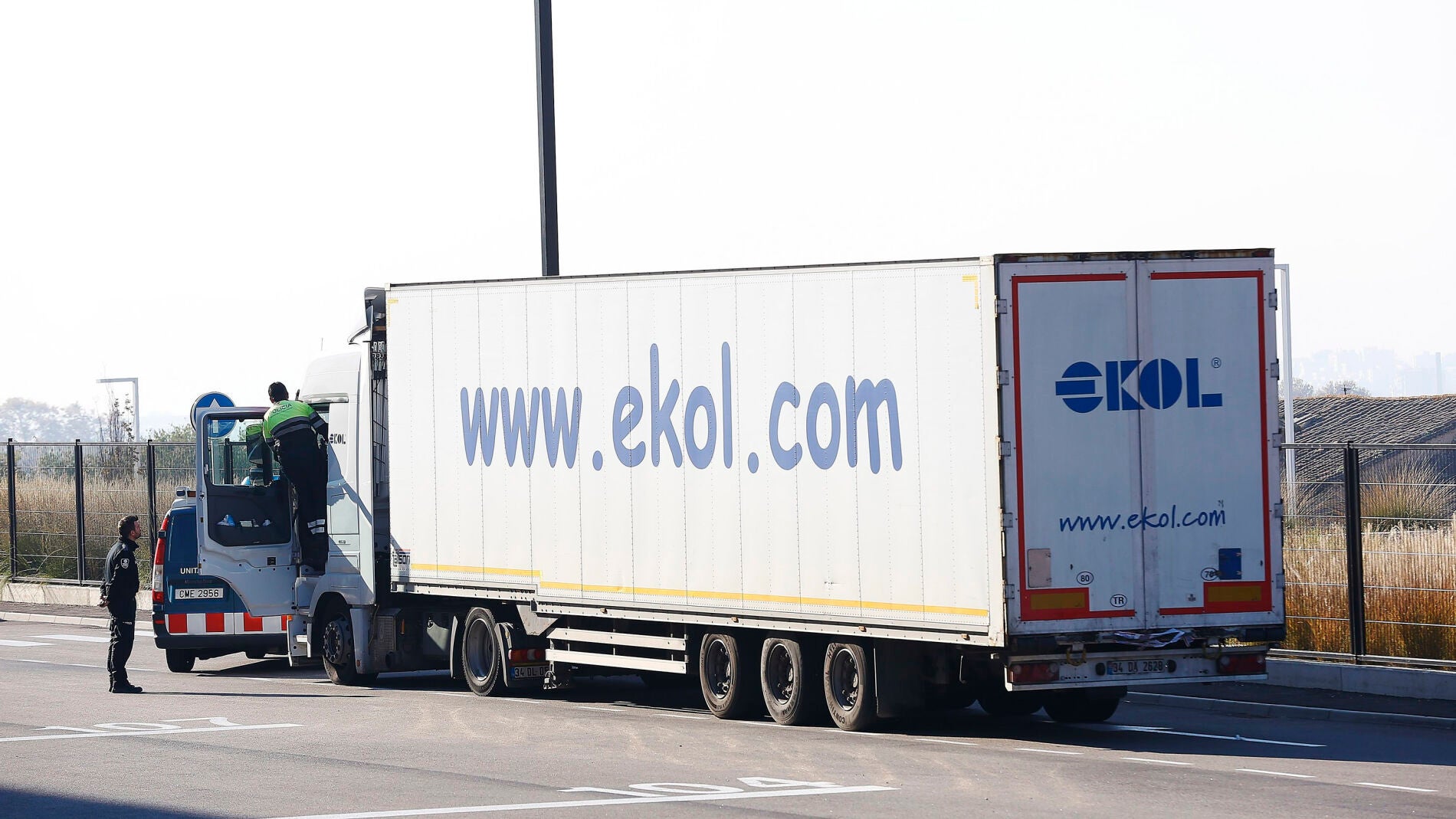 El cami&oacute;n que transportaba a los inmigrantes