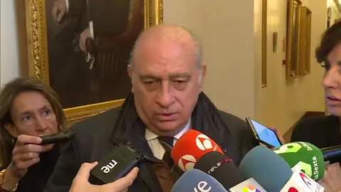 Frame 39.433511 de: Aplazada la elección del exministro del Interior como presidente de la comisión de Exteriores del Congreso Frame 39.433511 de: Aplazada la elección del exministro del Interior como presidente de la comisión de Exteriores del Congreso