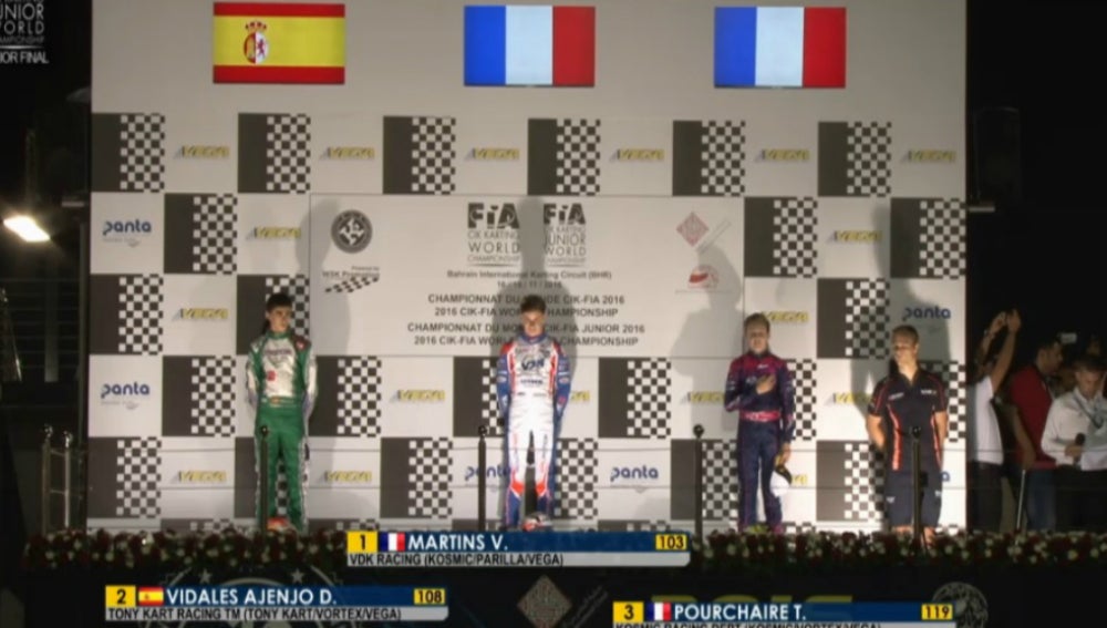 Podio del Mundial de karting en Baréin