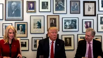 Frame 22.842816 de: Donald Trump se acerca a la prensa y mantiene un encuentro en la redacción del New York Times Frame 22.842816 de: Donald Trump se acerca a la prensa y mantiene un encuentro en la redacción del New York Times