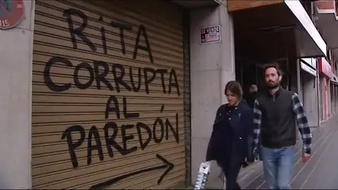 Frame 5.094611 de: Algunos dirigentes populares califican de cacería lo padecido por Barberá los últimos meses Frame 5.094611 de: Algunos dirigentes populares califican de cacería lo padecido por Barberá los últimos meses