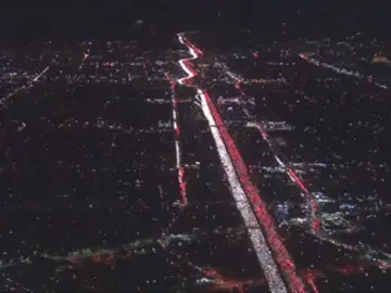 Atasco en una carretera de Los Ángeles Atasco en una carretera de Los Ángeles