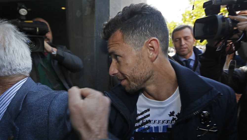 Rubén Castro, entrando en el juzgado