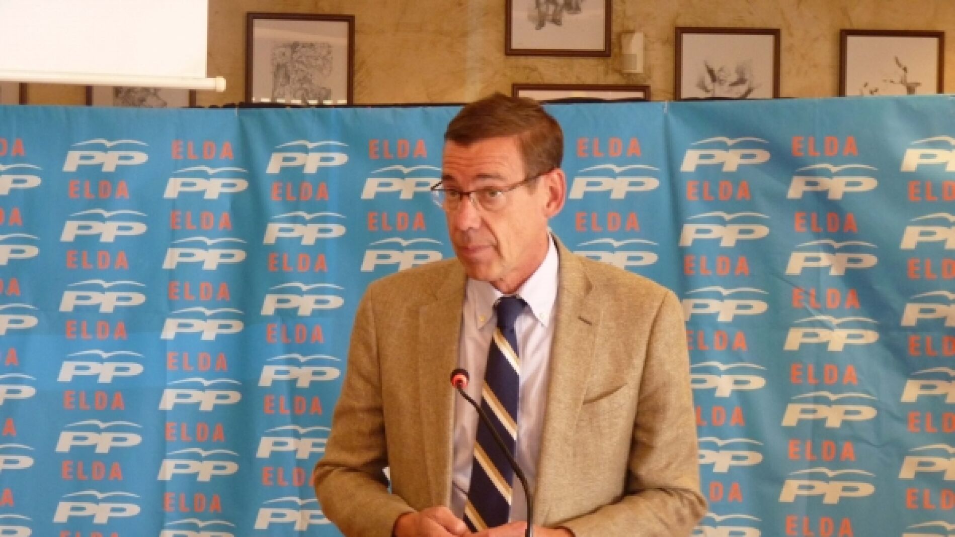 El sustituto de Rita Barber&aacute; en el Senado, Antonio Clemente