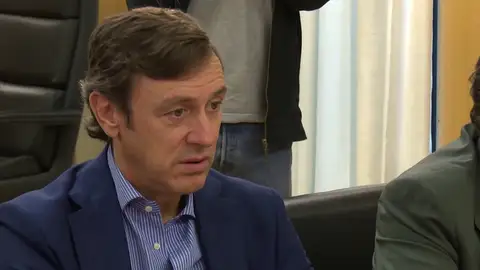 Frame 19.705927 de: Rafael Hernando: "Las hienas siguieron mordiéndola" Frame 19.705927 de: Rafael Hernando: "Las hienas siguieron mordiéndola"