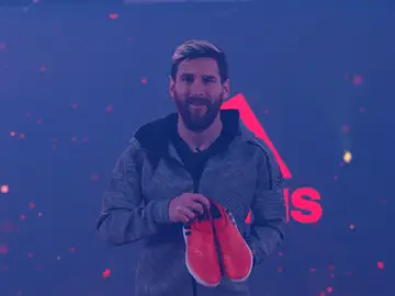 Leo Messi presentando sus nueva botas Leo Messi presentando sus nueva botas