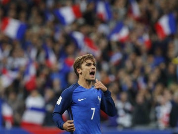 Griezmann celebra un gol con Francia