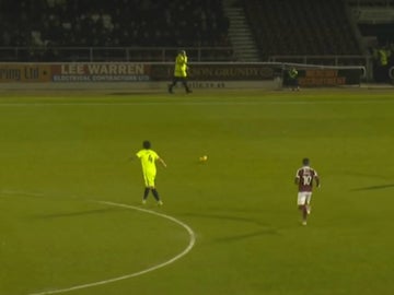 Confusión de un jugador con el guardia de seguridad Confusión de un jugador con el guardia de seguridad