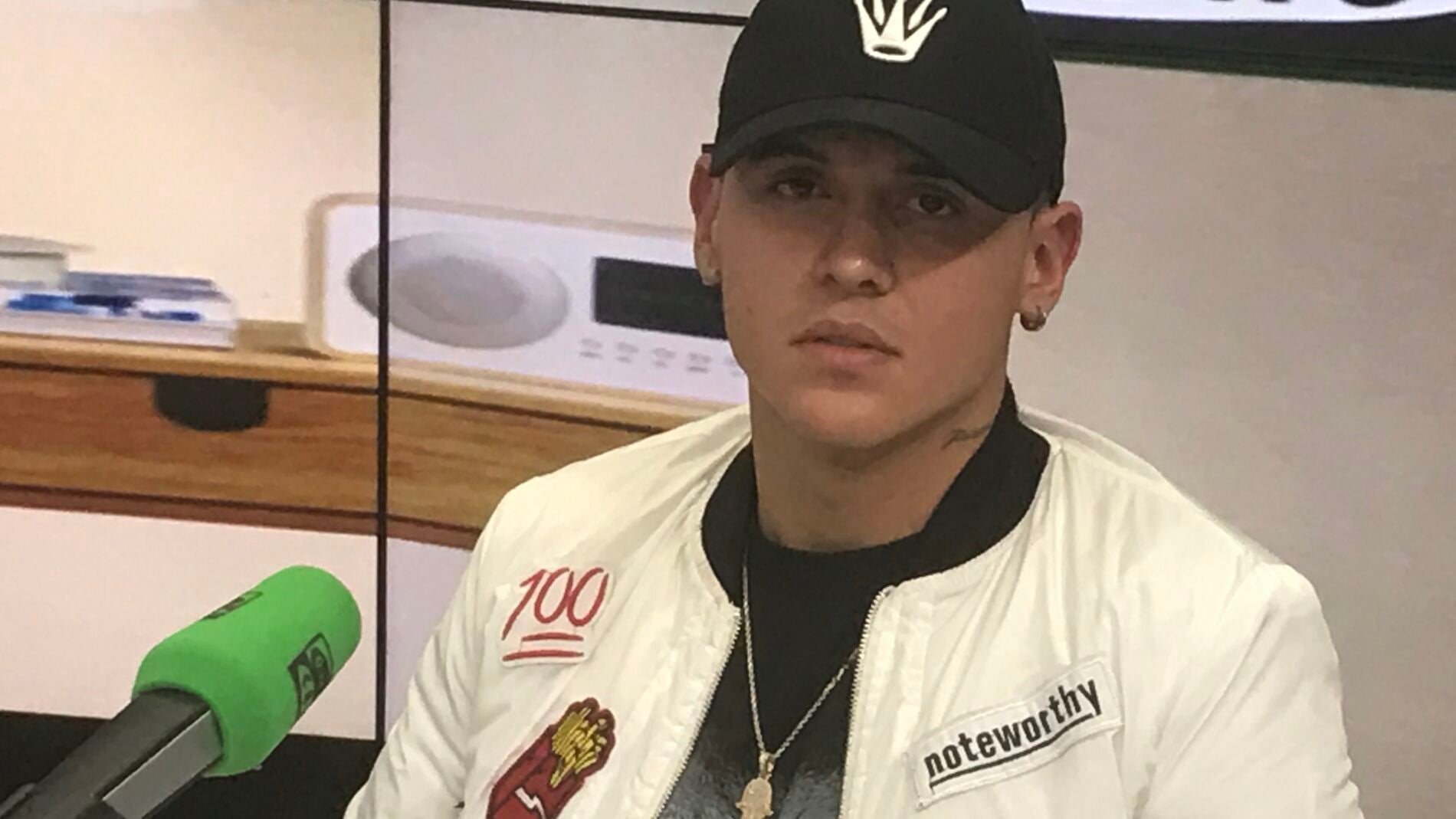 El artista Kevin Rold&aacute;n