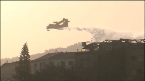 Frame 19.151685 de: Contin&uacute;a la oleada de incendios en el centro y norte de Israel