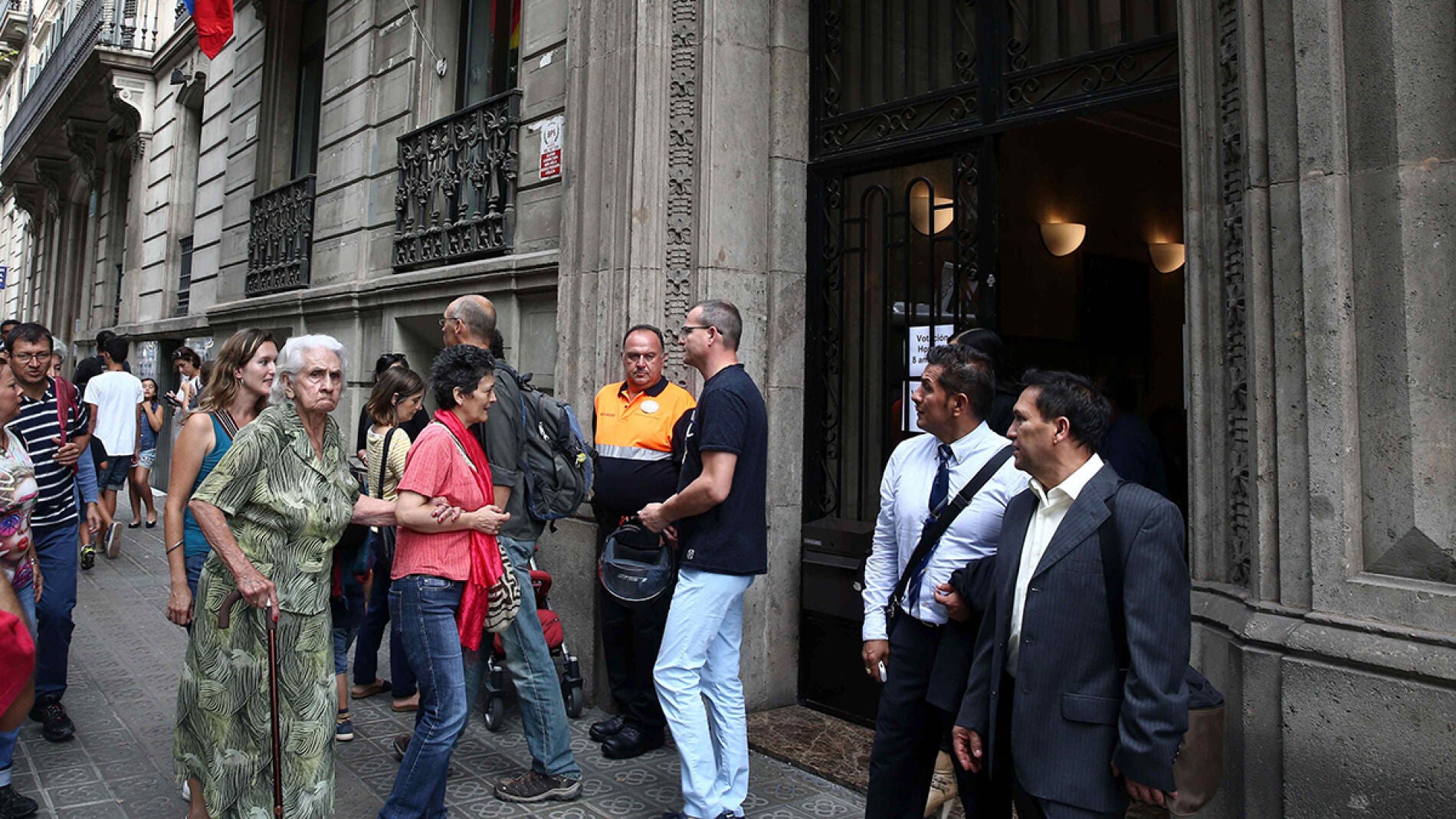 Entrada del consulado de Colombia en Barcelona