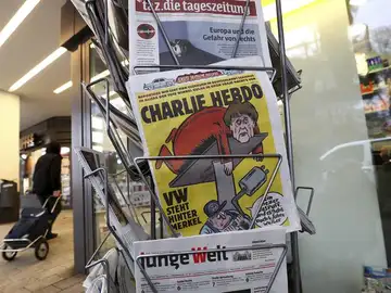 Angela Merkel en la portada de 'Charlie Hebdo' Angela Merkel en la portada de 'Charlie Hebdo'