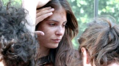 La lucha de los personajes femeninos en las escenas de acción