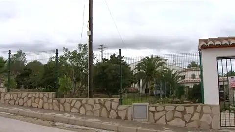 Frame 17.399929 de: La mala combustión de la caldera pudo causar la muerte de una pareja en Xábia Frame 17.399929 de: La mala combustión de la caldera pudo causar la muerte de una pareja en Xábia