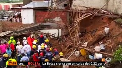 Al menos seis muertos, cinco de ellos menores de edad, por deslizamientos de tierra en Cali, en Colombia