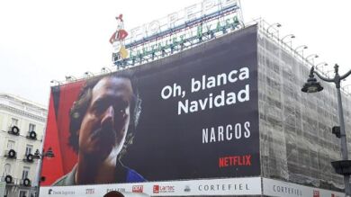 Colombia pide a Carmena que retire el cartel publicitario de 'Oh, Blanca Navidad' de la Puerta de Sol de Madrid