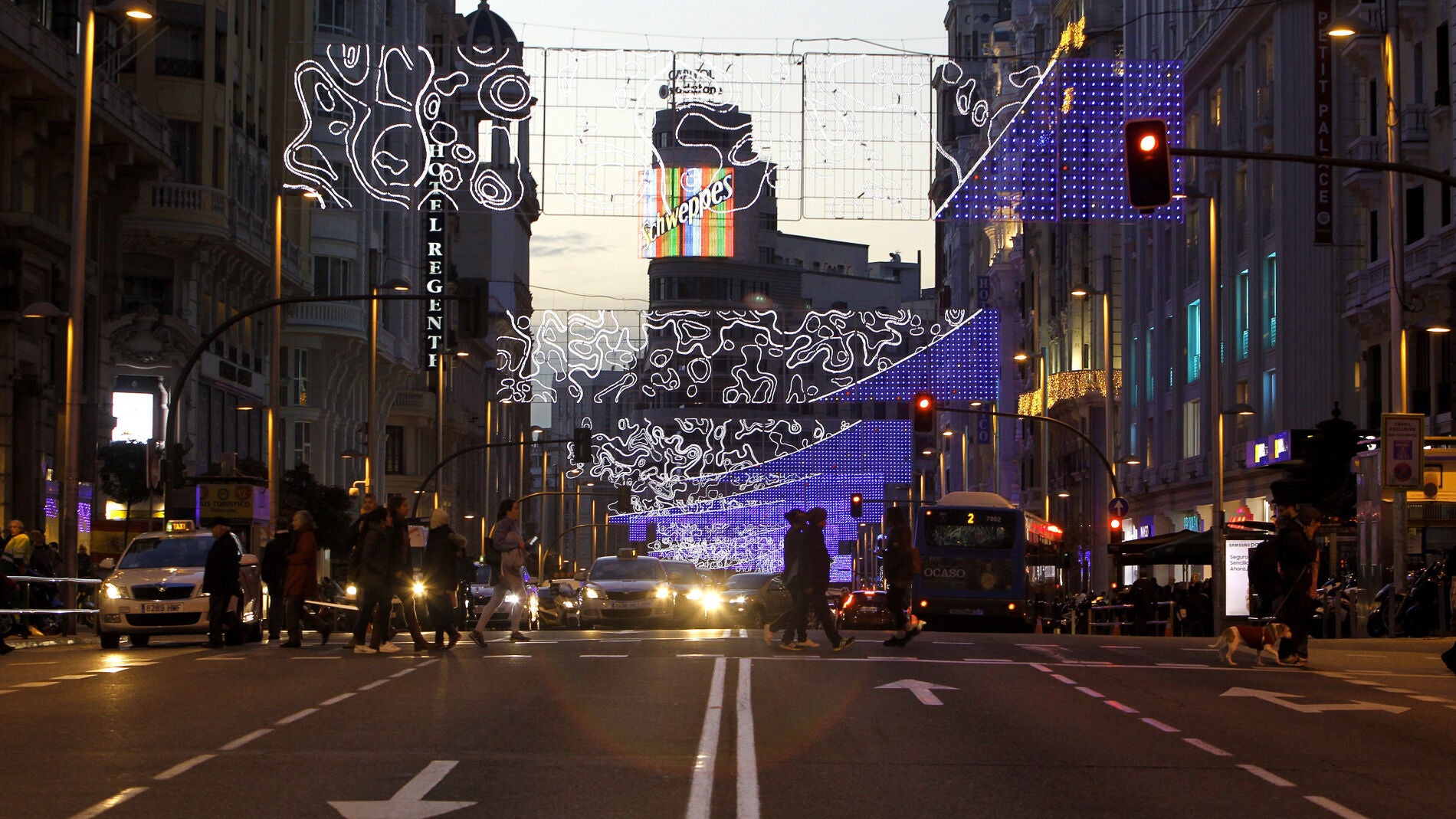 Gran V&iacute;a sin peatones