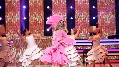 Rosa López, desparpajo y poderío para imitar a Carmen Sevilla con ‘Te quiero, te quiero’
