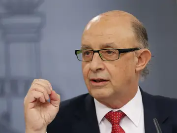 Cristóbal Montoro, ministro de Hacienda Cristóbal Montoro, ministro de Hacienda